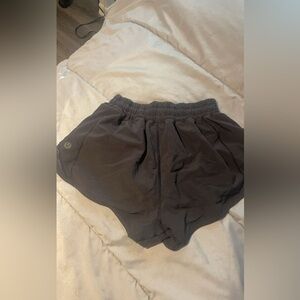 lululemon hotty hots